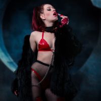 Ruby June - your ruby red goddess with fire and heart - Foto Nr. 13