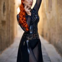 Lady Naomi Rouge – Dein Wille flüstert schon meinen Namen - Foto Nr. 1